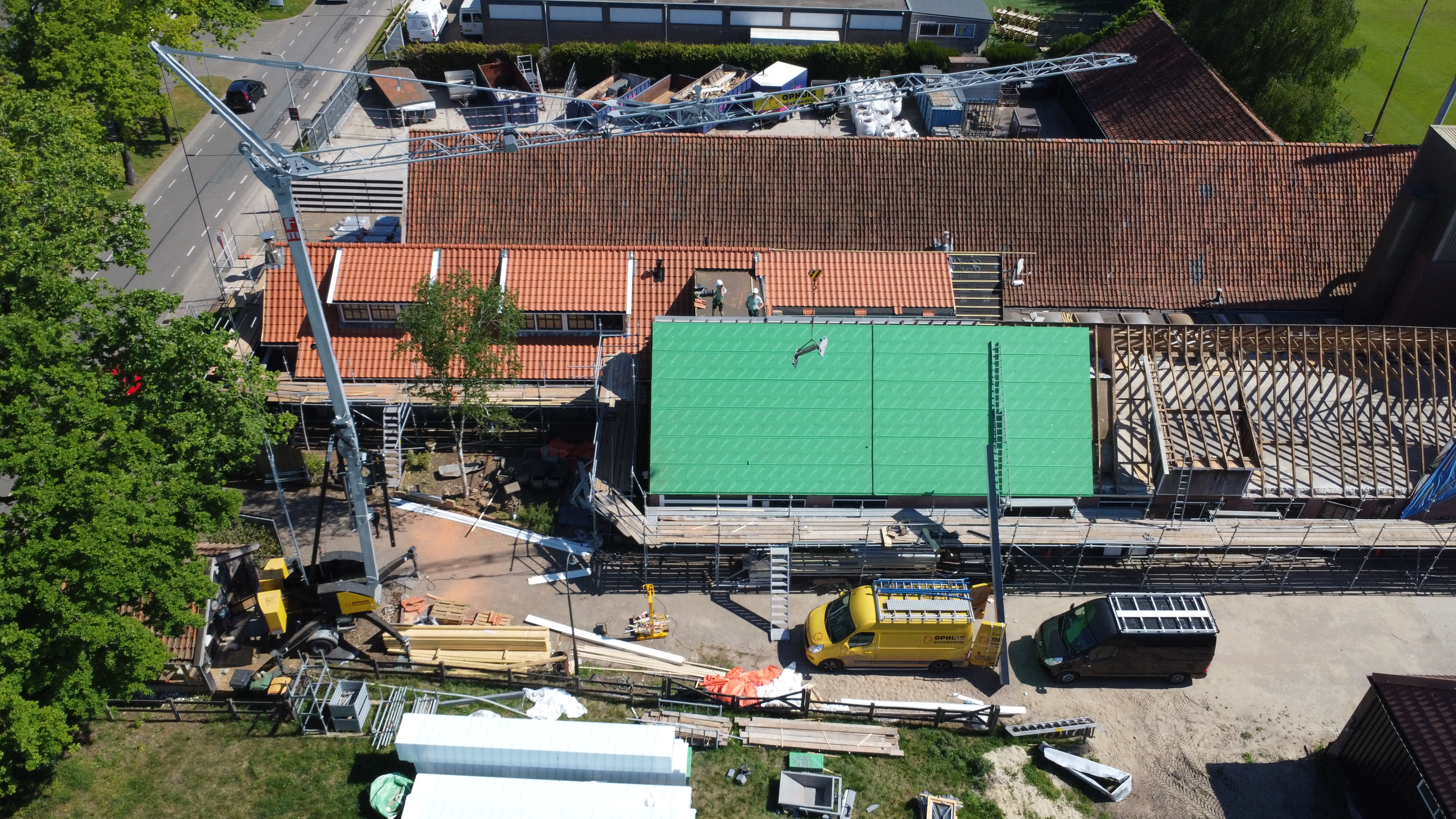 Restauratie en verduurzaming hellend dak en dakkapellen Weerselo fase 1 foto